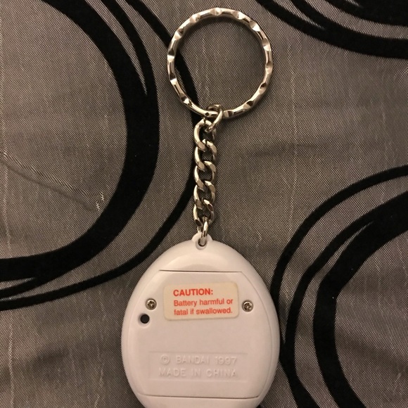 1997 Bandai Original TAMAGOTCHI Virtual Pet #1800 - Picture 4 of 6